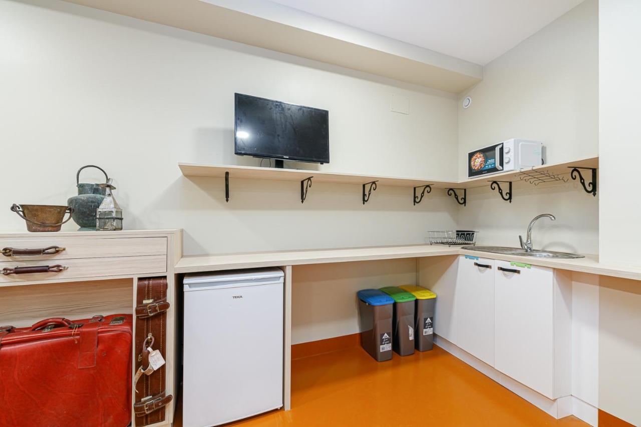 Turoqua Hostel Pontevedra Eksteriør billede